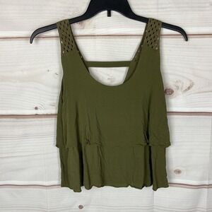 HD In Paris Top Womens 2 Green Sleeveless Tank Crochet Shoulder Scoop Neck Layer